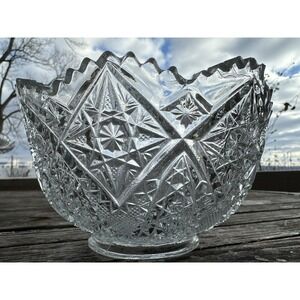 Antique Pressed Glass Bowl Saw Tooth Peaks Rim Stars Vintage Candy Dish